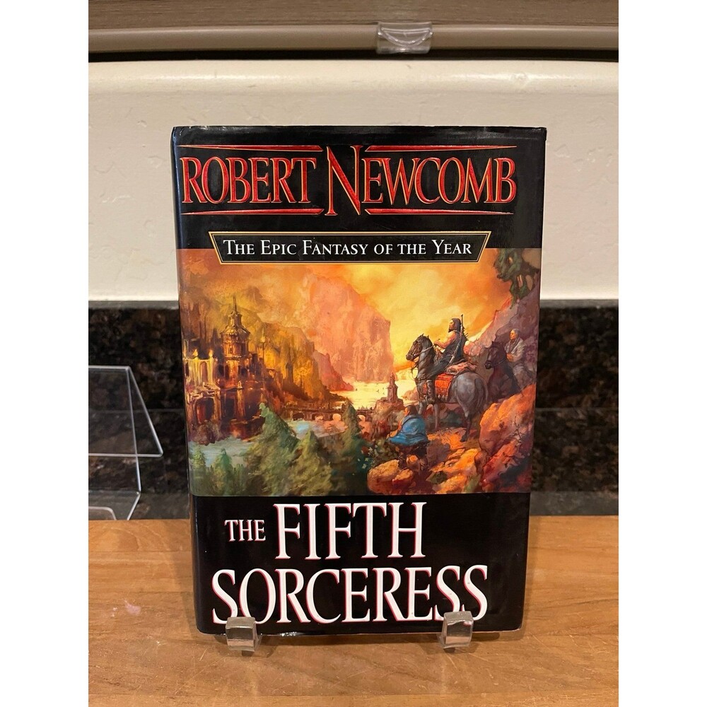 The Fifth Sorceress - Robert Newcomb, Hardcover First Edition